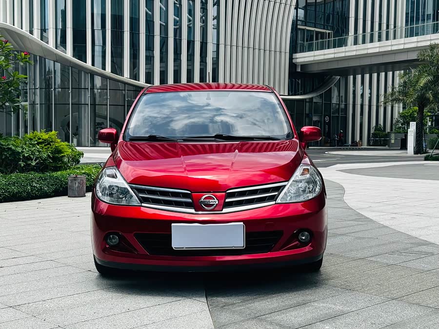 Nissan Tiida 2008