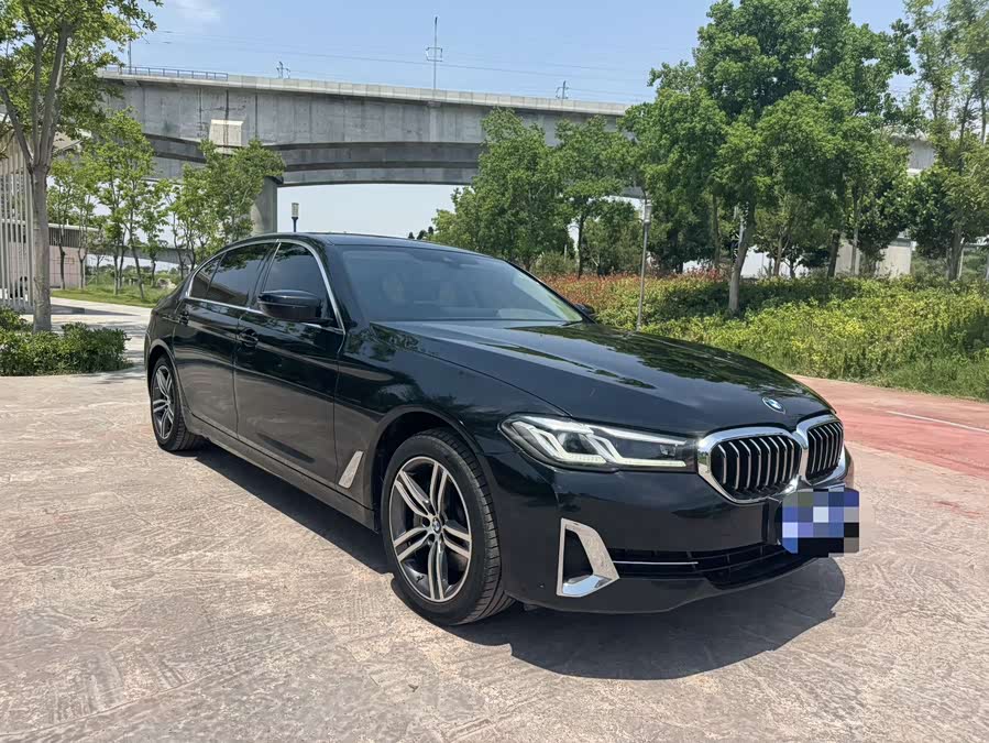 BMW 5 Series 2023
