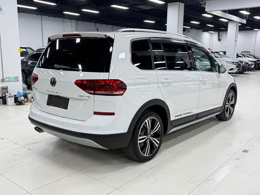 Volkswagen Touran 2022