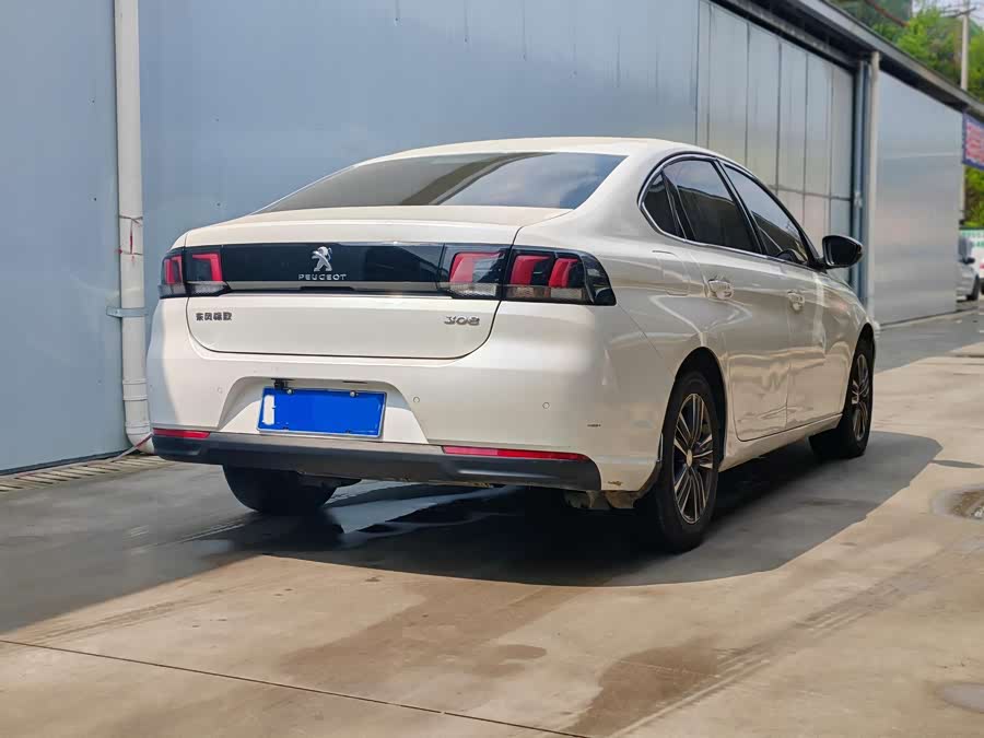 Peugeot 308 2016
