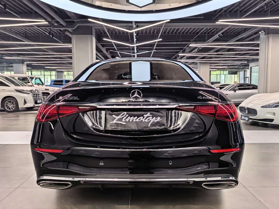 Mercedes-Benz S-Class 2025