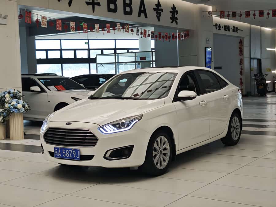 Ford Forrest 2015