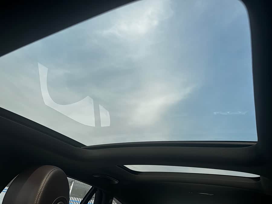 Mercedes-Benz GLC 2018 — фото 10
