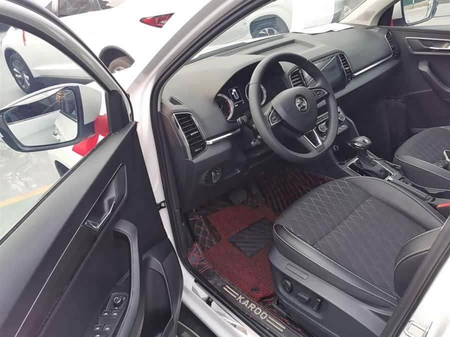 Skoda Korok 2018 — фото 16