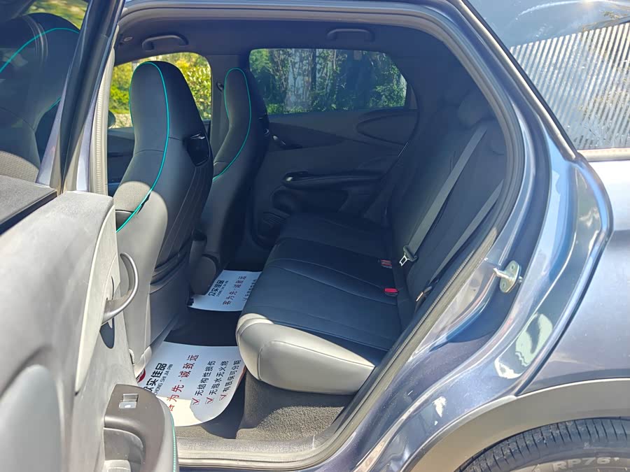 BYD Dolphin 2025