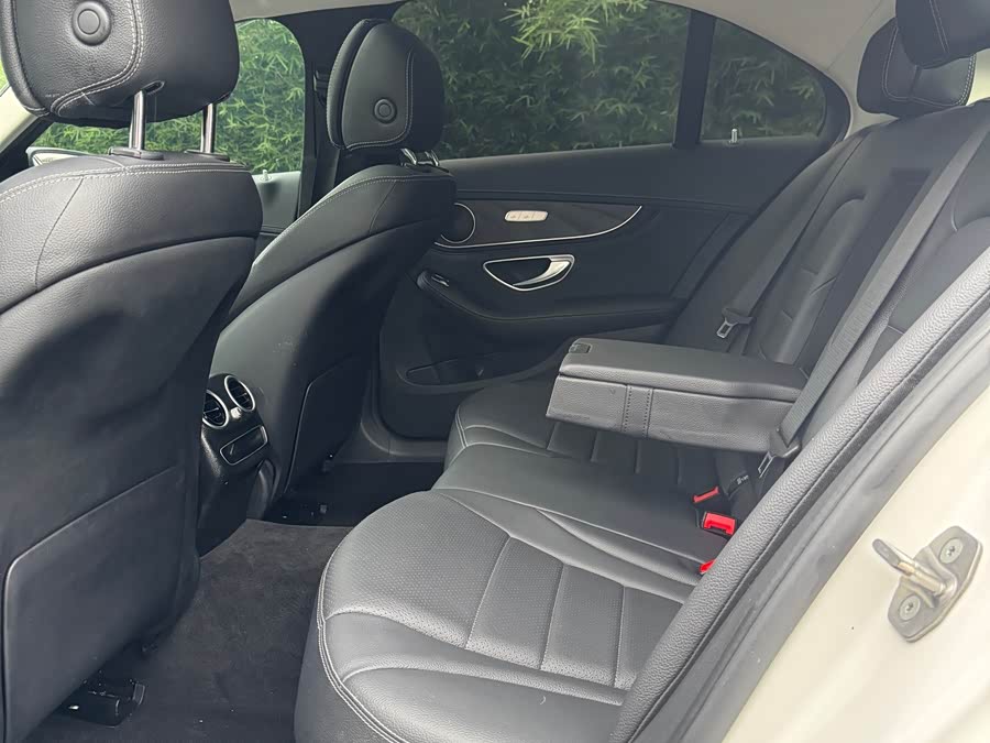 Mercedes-Benz C-Class 2020