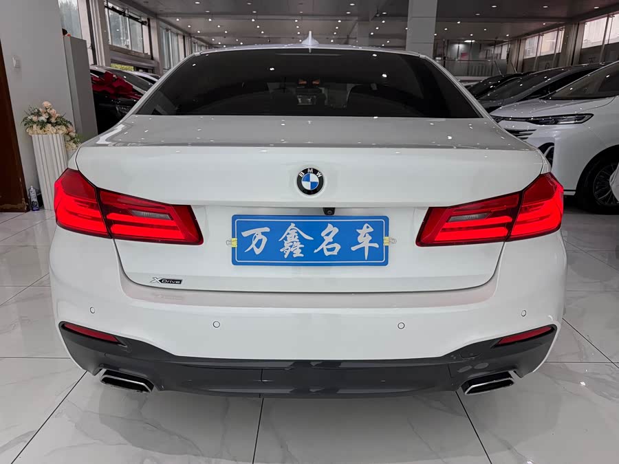 BMW 5 Series 2020 — фото 17