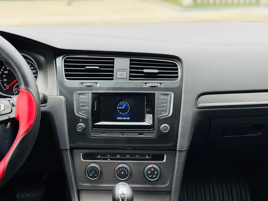 Volkswagen Golf 2016