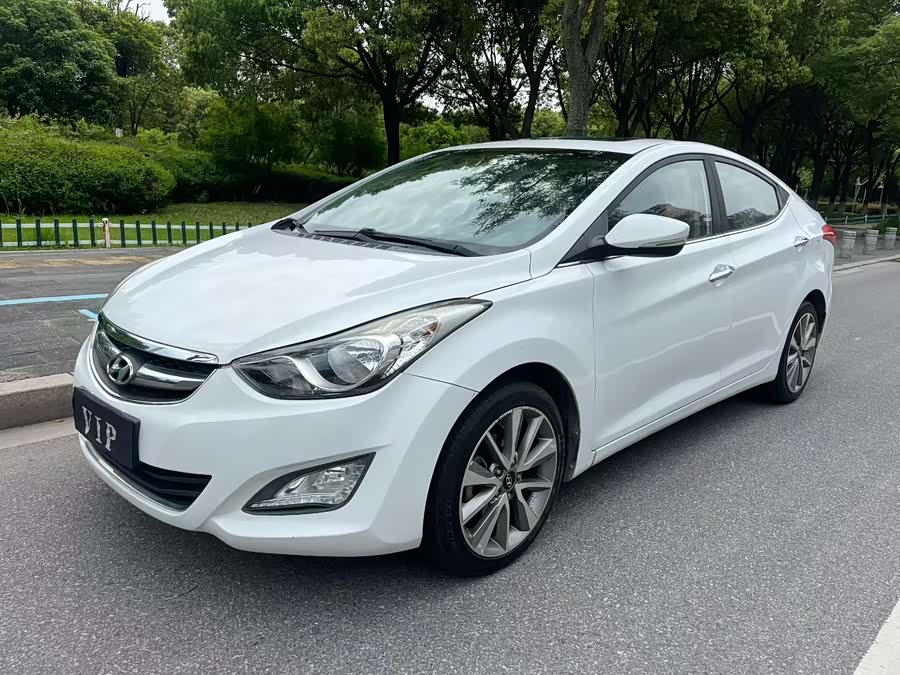Hyundai Elantra 2015