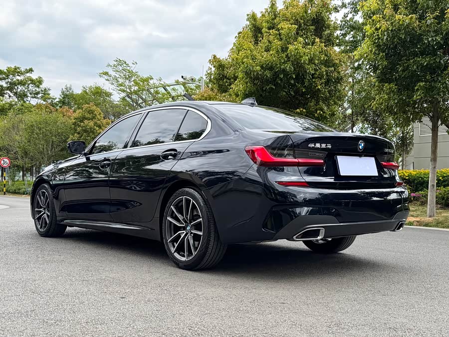 BMW 3 Series 2022