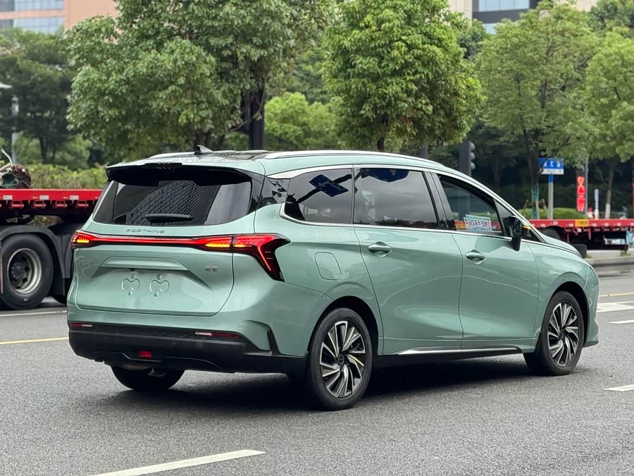 Dongfeng Popular Yacht 2022