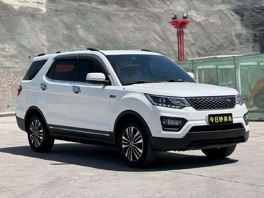 Changan Auchan CX70 2017