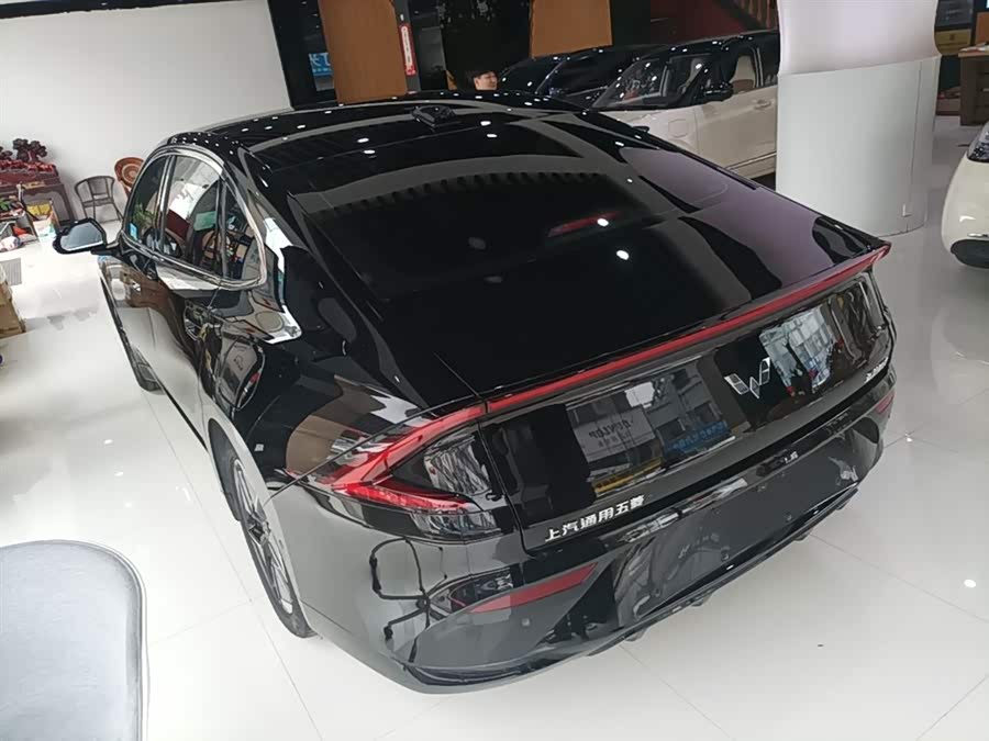 Wuling Starlight 2025