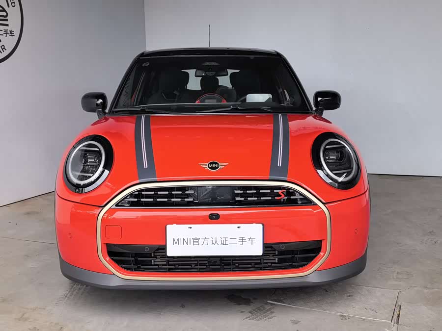 MINI MINI 2025