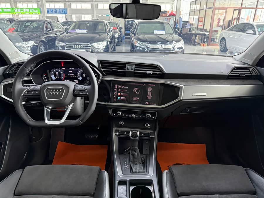 Audi Q3 2022