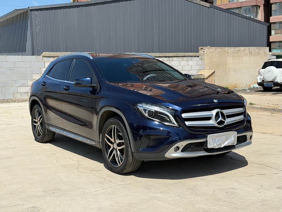 Mercedes-Benz GLA 2016