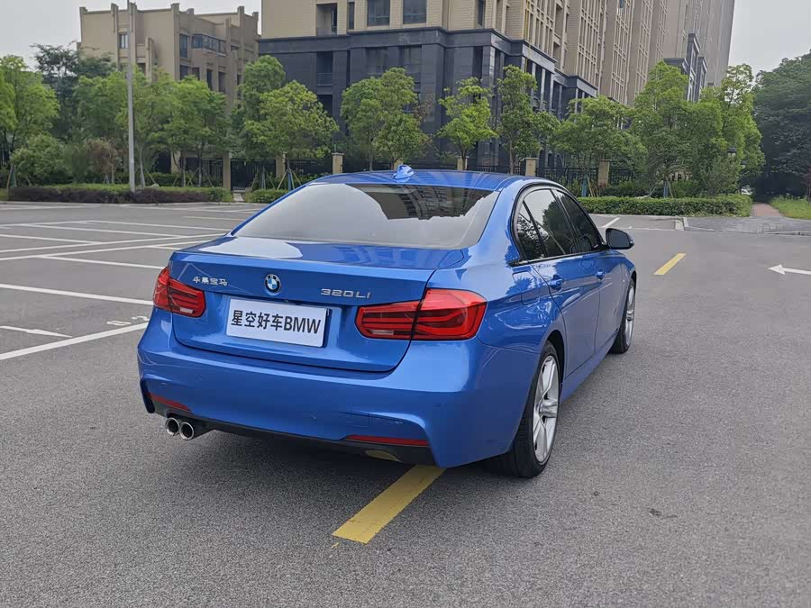 BMW 3 Series 2019 — фото 19
