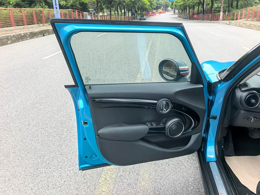 MINI MINI 2016
