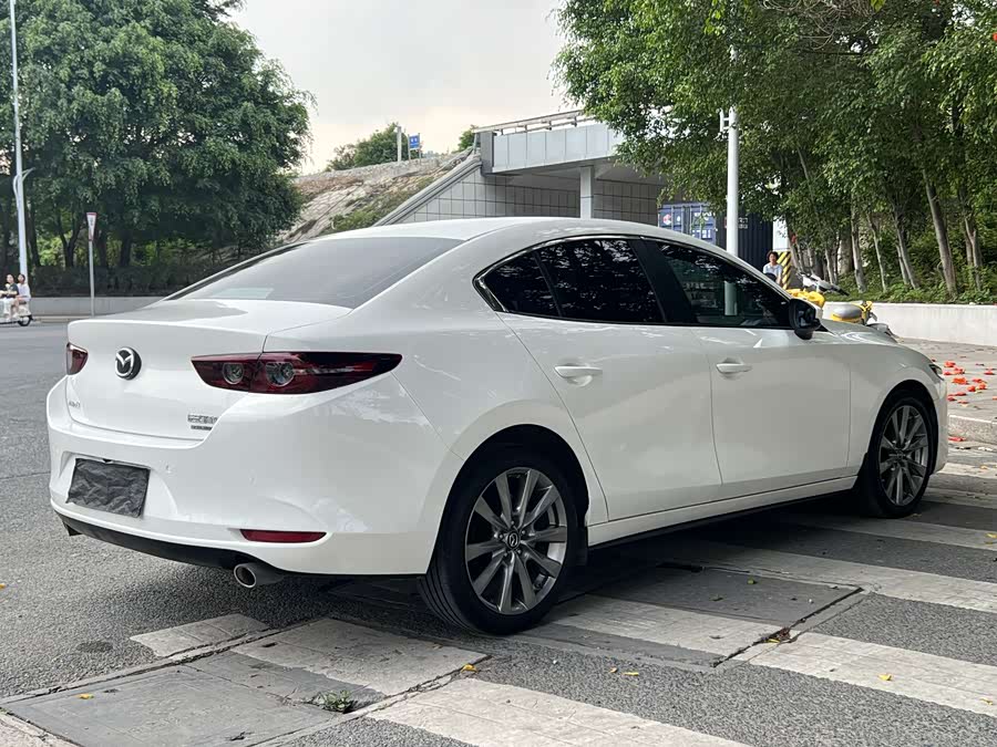 Mazda 3 Angkesela 2022