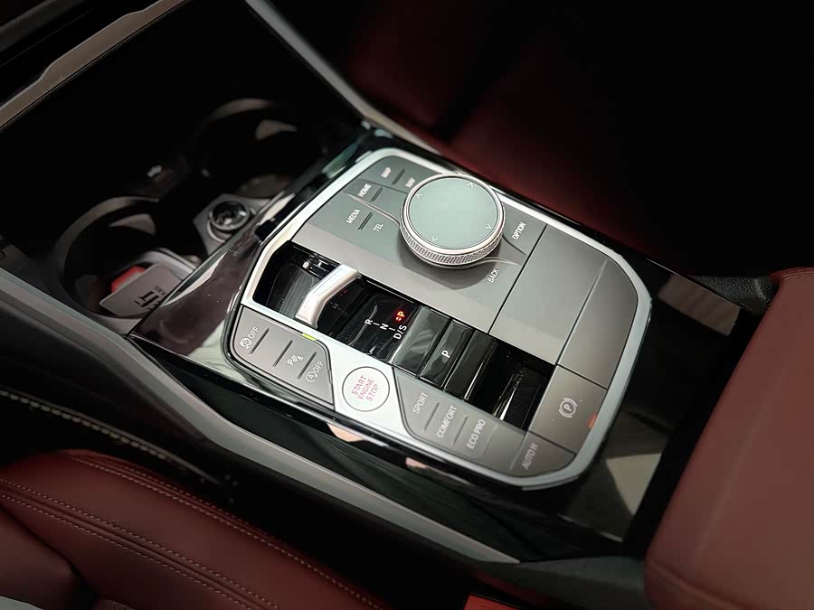 BMW 3 Series 2023 — фото 18