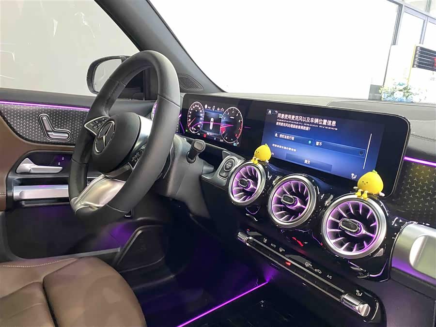 Mercedes-Benz GLB 2024 — фото 27