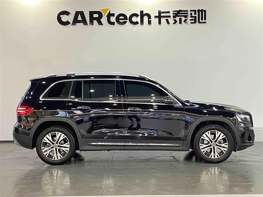 Mercedes-Benz GLB 2024