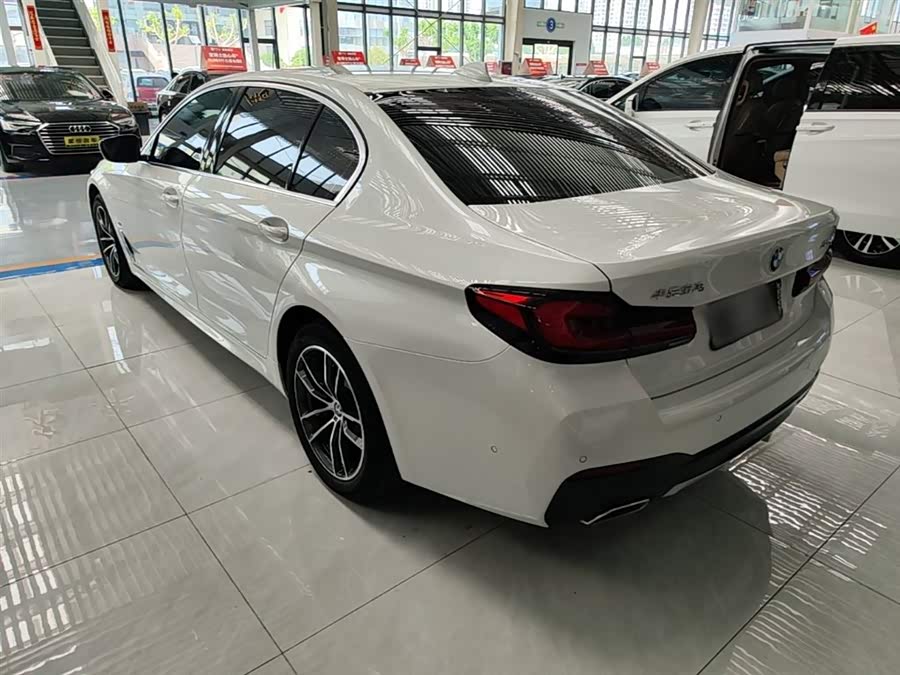 BMW 5 Series 2022