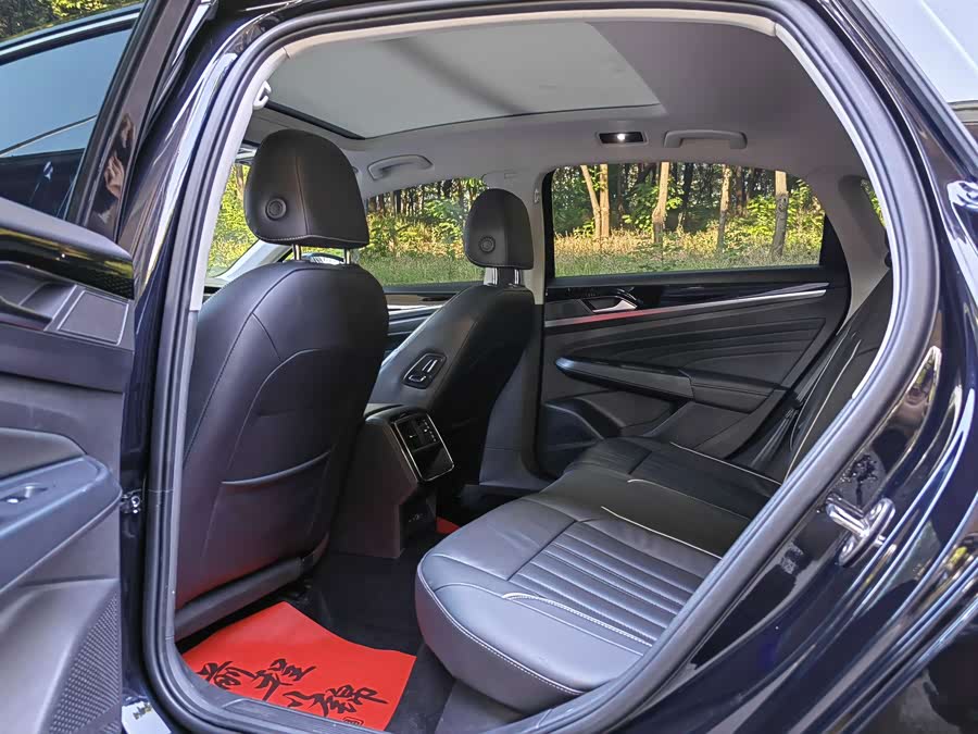 Volkswagen Passat 2022