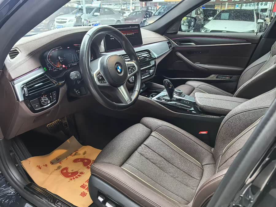 BMW 5 Series 2022