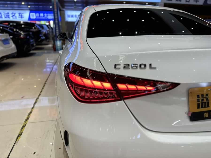 Mercedes-Benz C-Class 2022 — фото 12