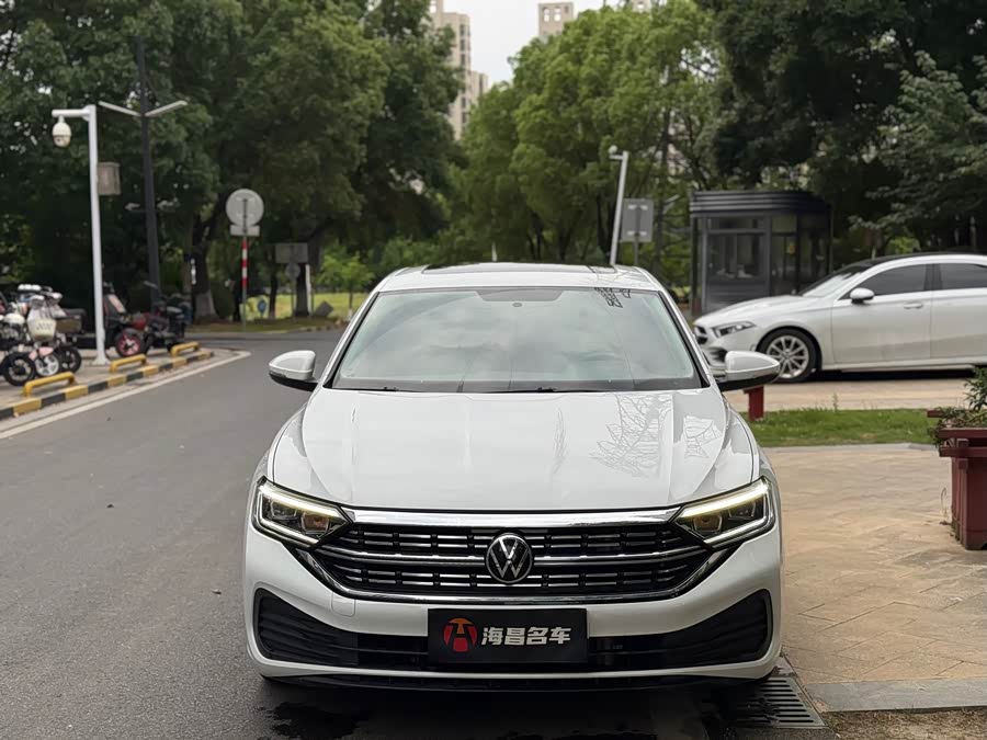 Volkswagen Sagitar 2024