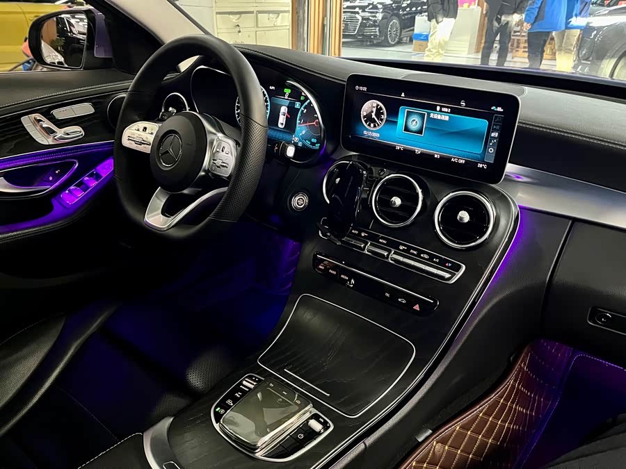 Mercedes-Benz C-Class 2020 — фото 15