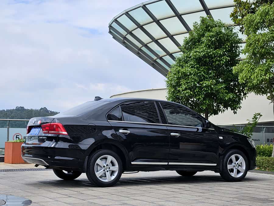 Volkswagen Santana 2015