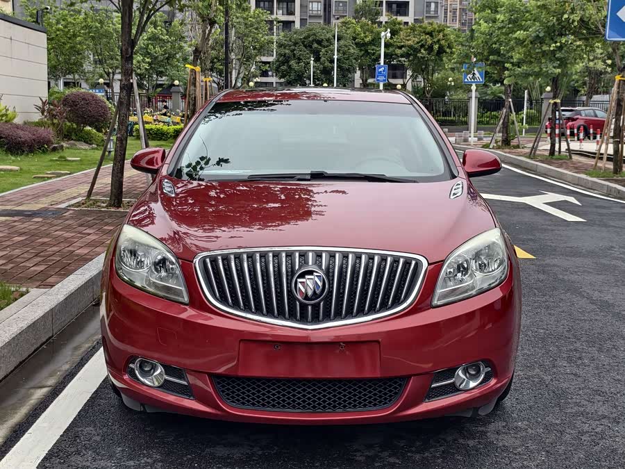Buick Excelle 2013