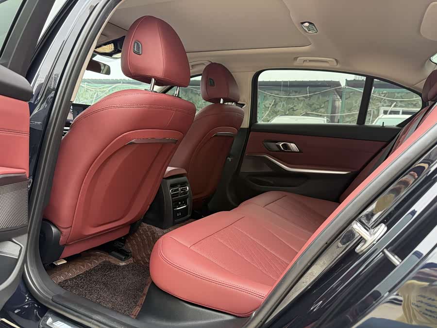 BMW 3 Series 2023