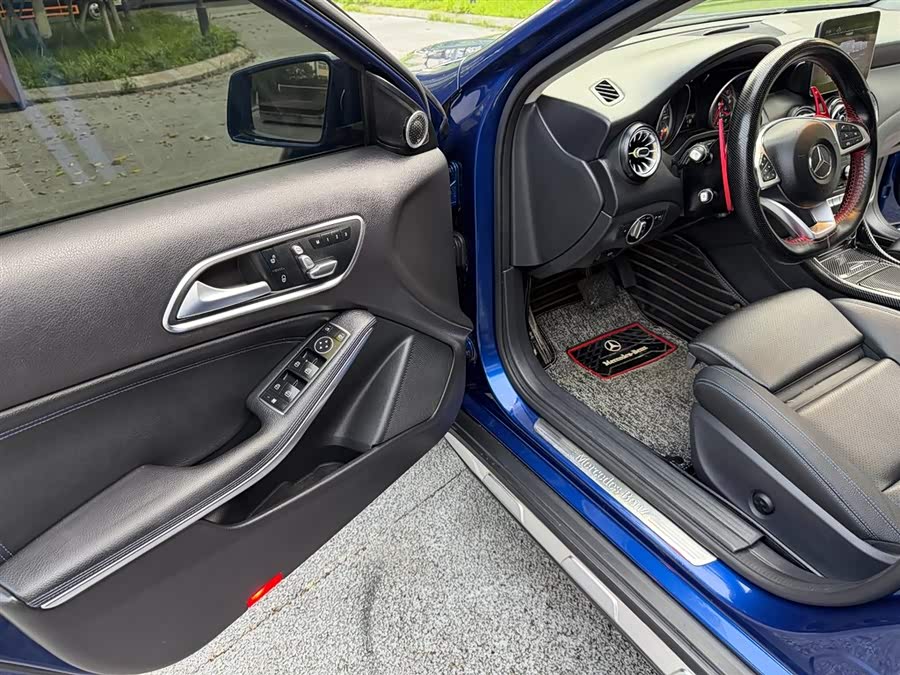 Mercedes-Benz GLA 2018 — фото 21