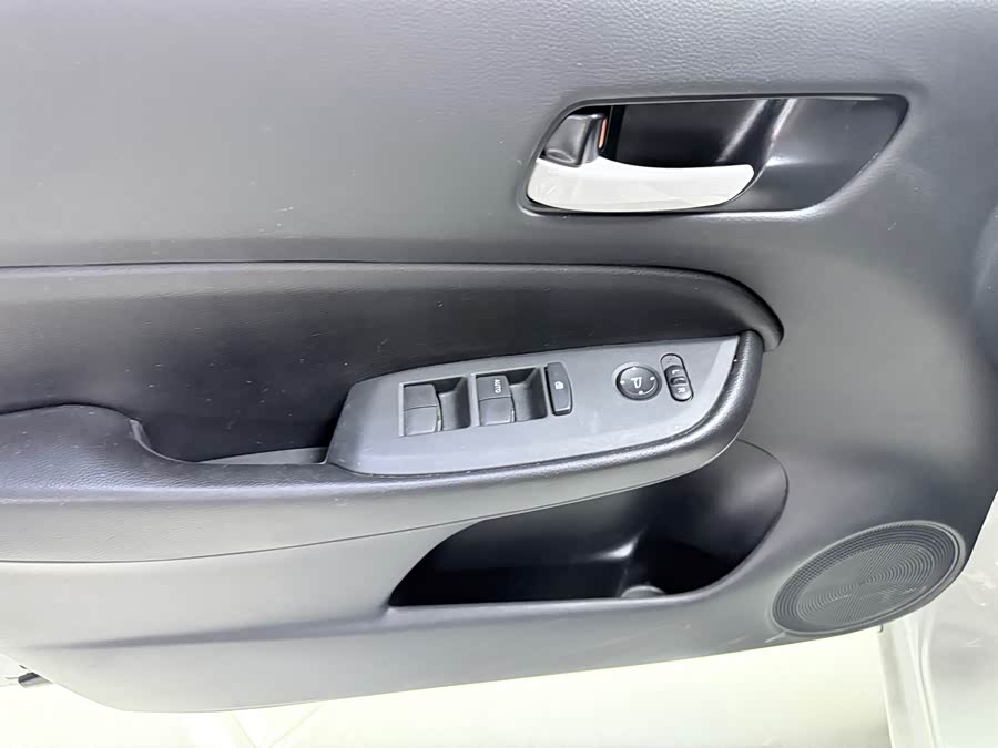 Honda Fit 2023 — фото 9