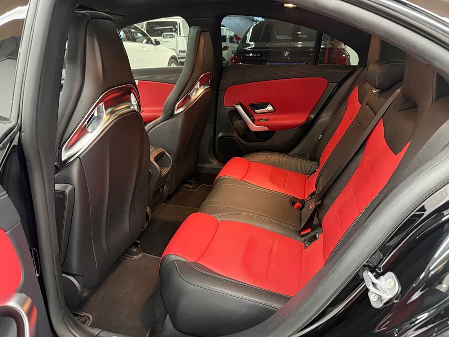 Mercedes-Benz Mercedes CLA AMG 2022 — фото 9
