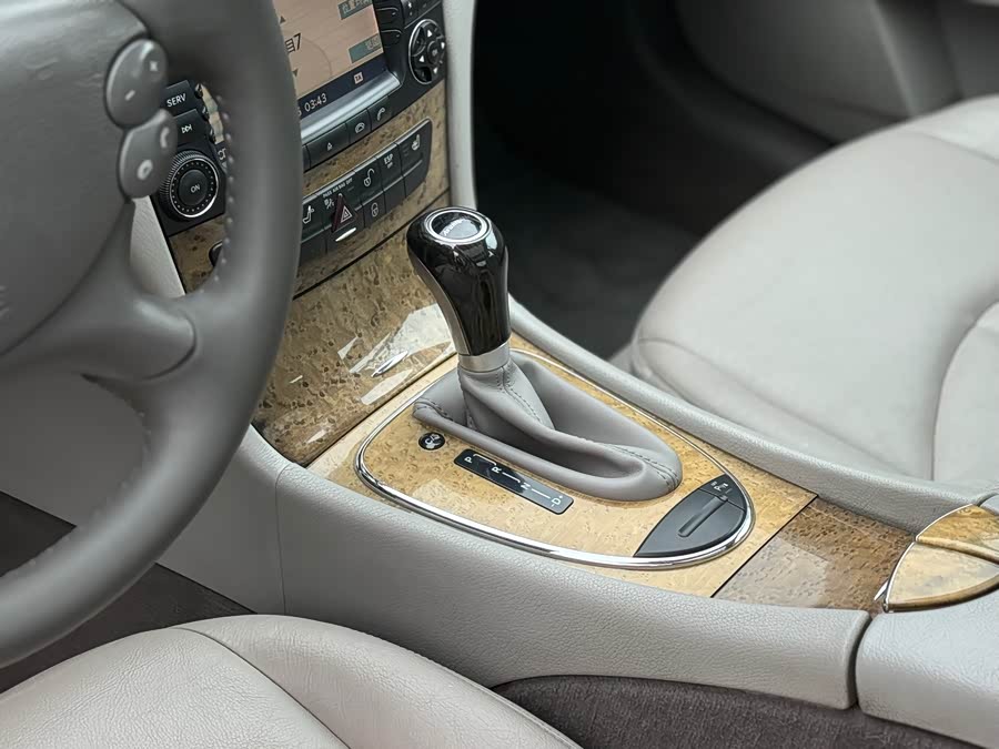 Mercedes-Benz E-Class 2006