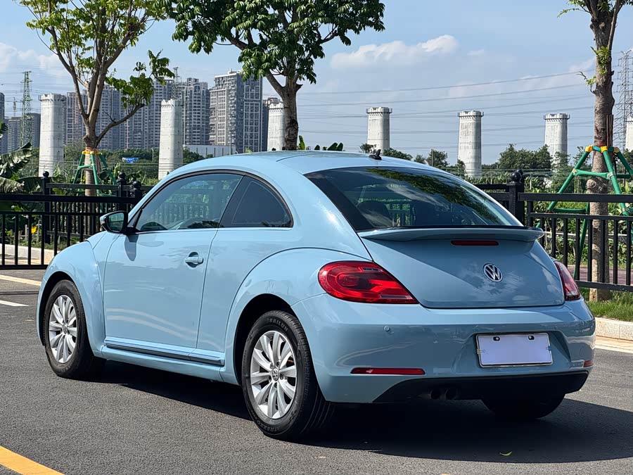 Volkswagen Beetle 2013 — фото 12