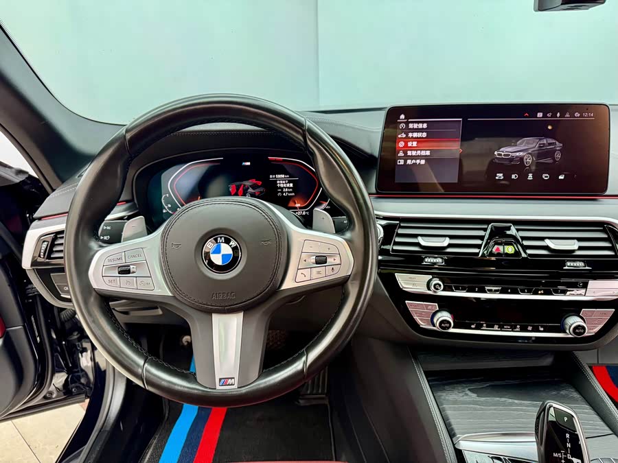 BMW 5 Series 2022 — фото 17