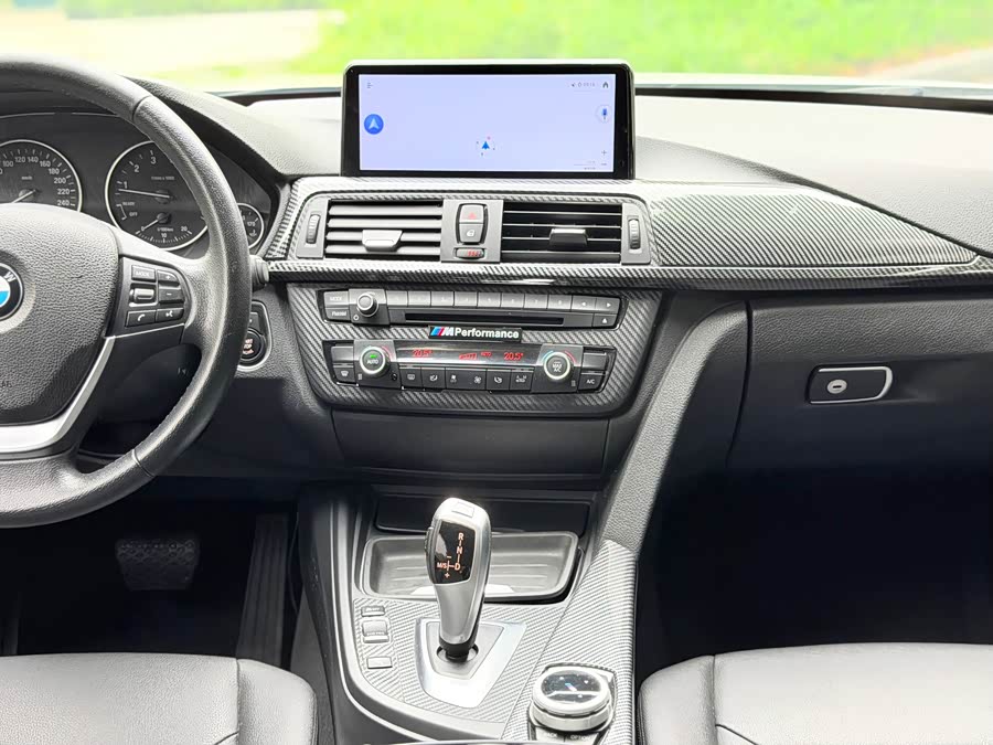 BMW 3 Series 2015 — фото 12