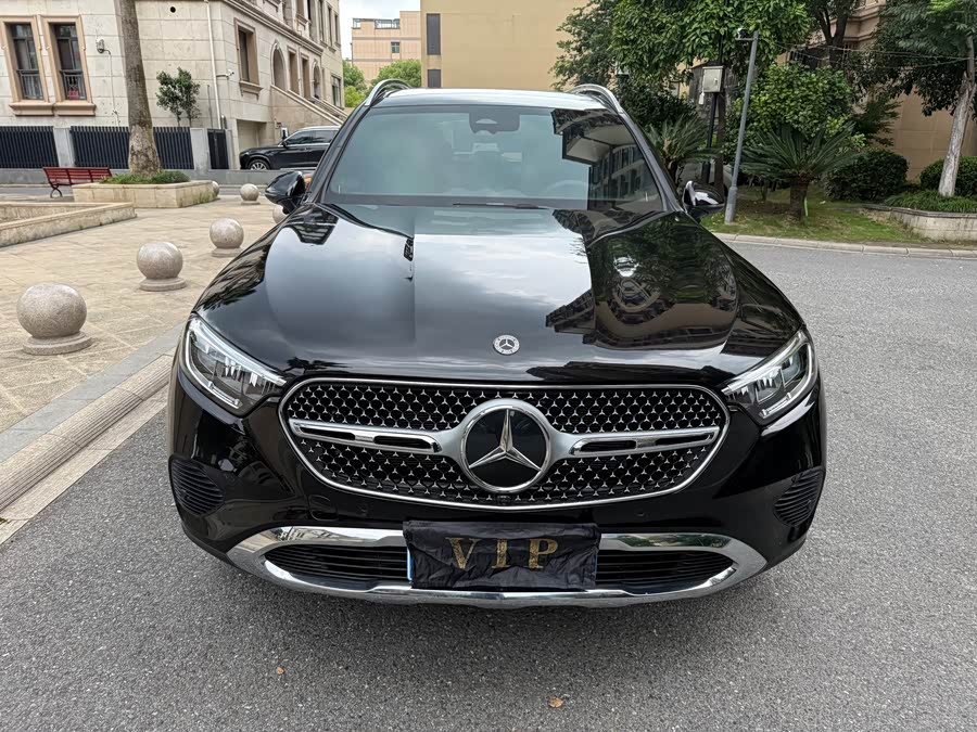 Mercedes-Benz GLC 2024