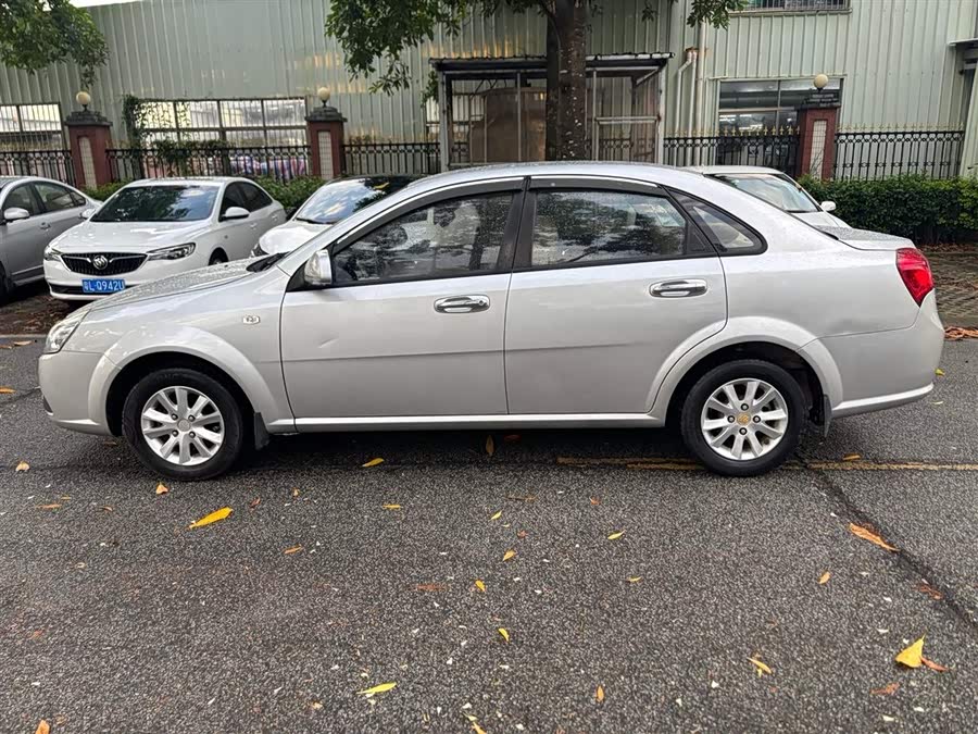 Buick Excelle 2013