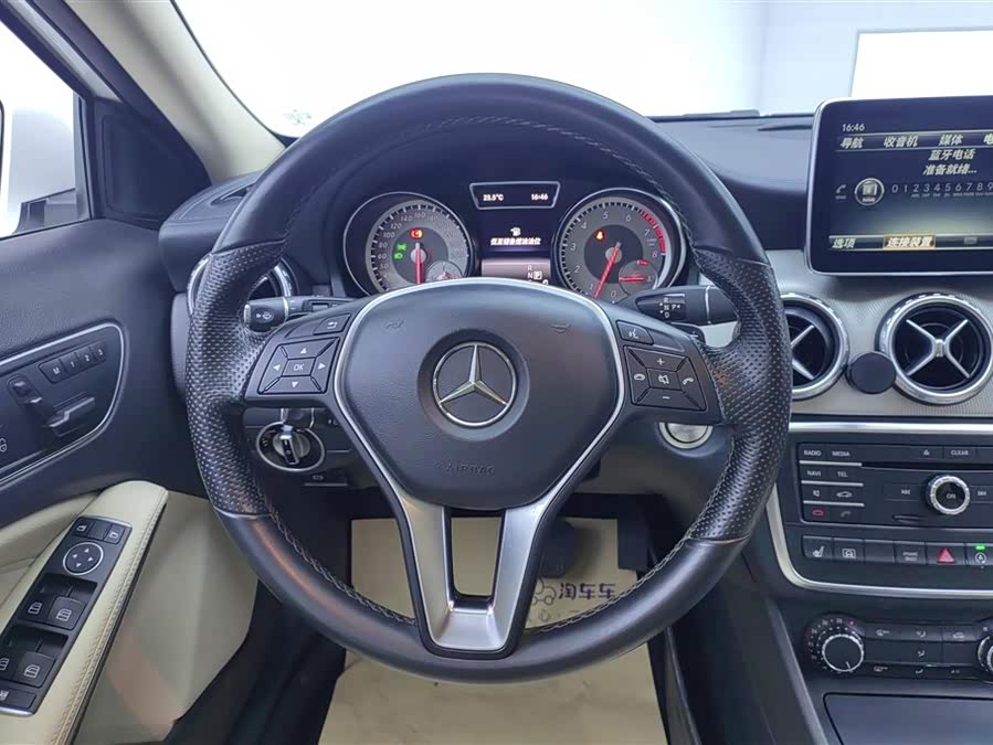 Mercedes-Benz GLA 2016 — фото 15