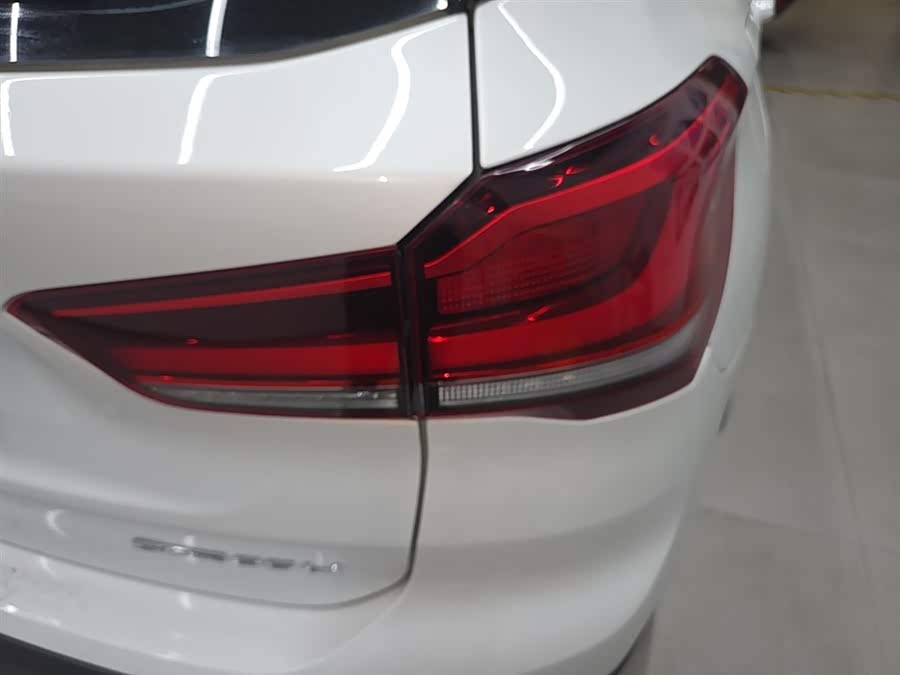 BMW X1 2021 — фото 8