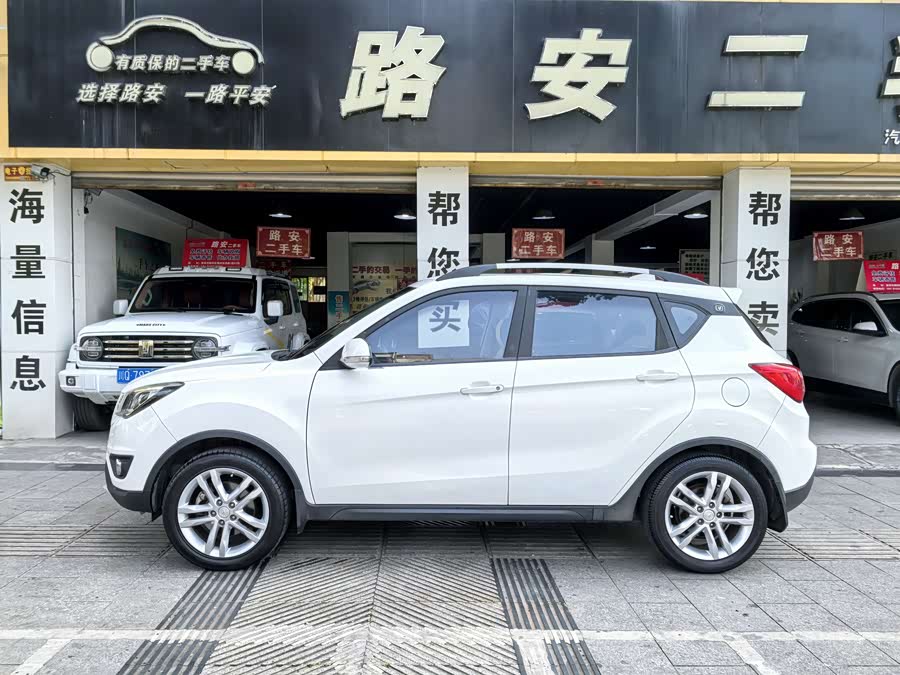 Changan CS35 2017 — фото 8