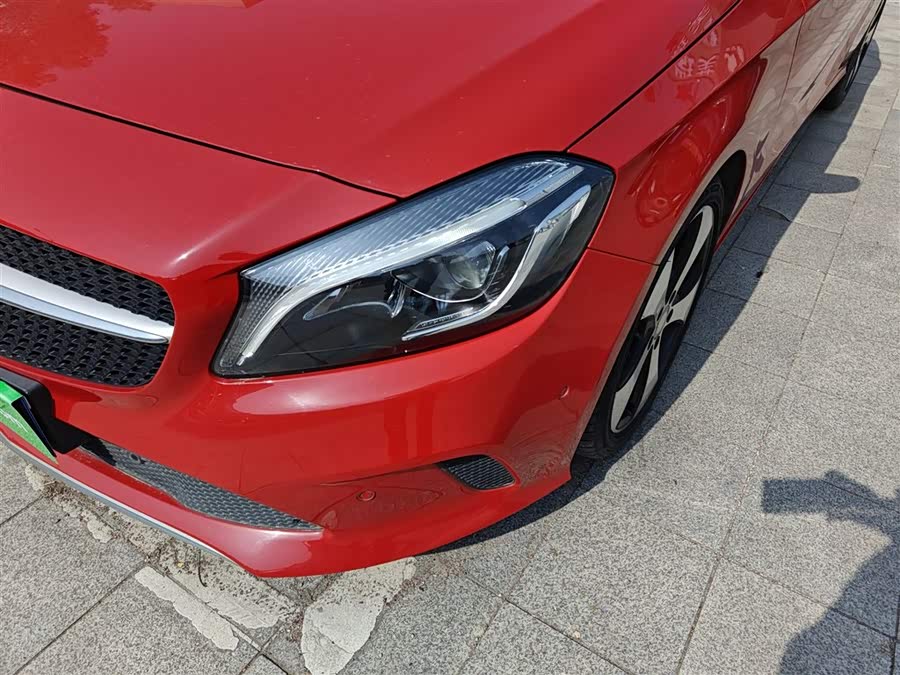 Mercedes-Benz A-Class 2017 — фото 18