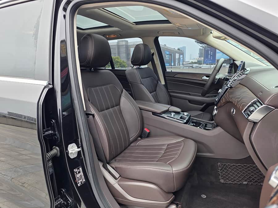 Mercedes-Benz GLE 2017 — фото 14