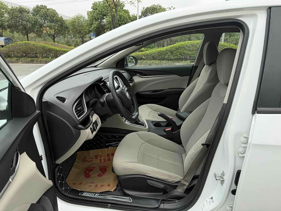 Buick Excelle 2015